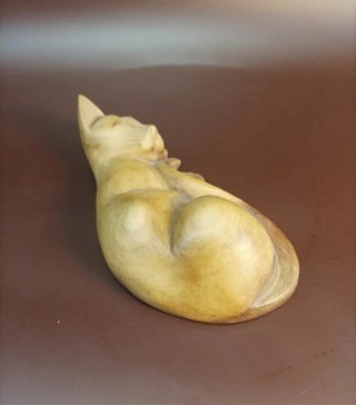 Figura Gato Durmiendo Madera Tallada a mano