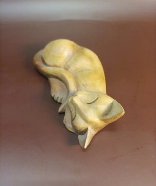 Figura Gato Durmiendo Madera Tallada a mano