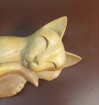 Figura Gato Durmiendo Madera Tallada a mano
