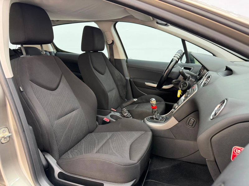 Peugeot 308 1.6 HDI Active FAP 2012, foto 16