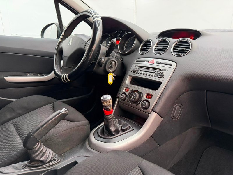 Peugeot 308 1.6 HDI Active FAP 2012, foto 17