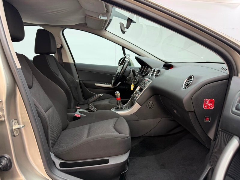 Peugeot 308 1.6 HDI Active FAP 2012, foto 30