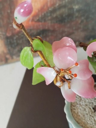 Arbolito bonsai cristal flores rosa y hojas verdes