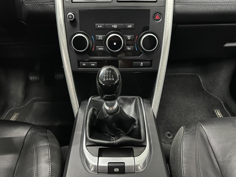 Land Rover Discovery Sport 2017, foto 10
