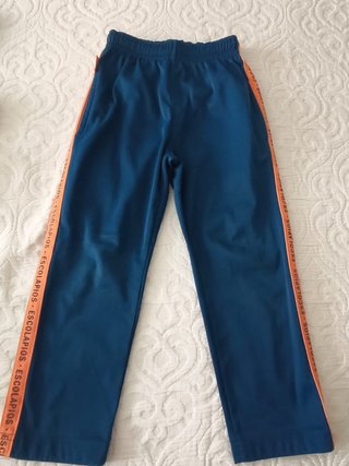 Chandal Escolapios talla 6