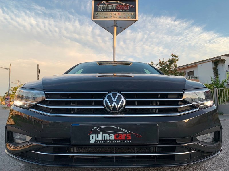 Volkswagen Passat VARIANT 2.0 TDI EVO 2022