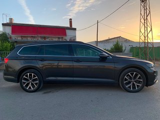 VOLKSWAGEN Passat Variant 2.0 TDI