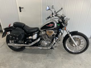 Honda Shadow 600 - Moto Cruiser