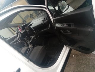 Peugeot Partner 2021