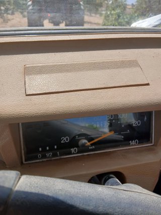 Renault 4 E-TECH 1994