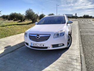 Opel Insignia 2011