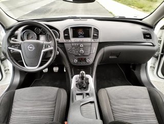 Opel Insignia 2011