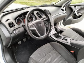 Opel Insignia 2011