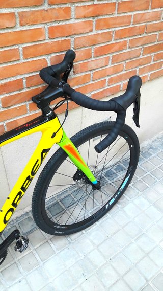 GRAVEL ORBEA TERRA CARBONO. Talla SM (1.67-1.75