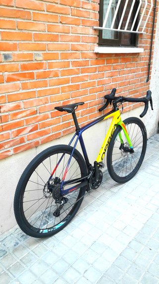 GRAVEL ORBEA TERRA CARBONO. Talla SM (1.67-1.75