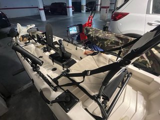 Kayak de pesca y sonda