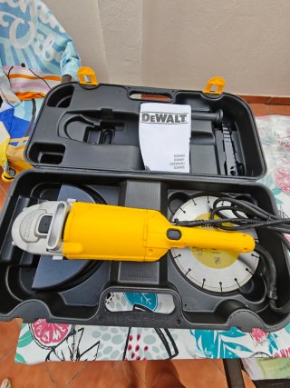 Radial/ Amoladora DeWalt