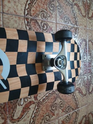 Skate Negro Nuevo