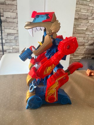 Superthing Tigerbot León