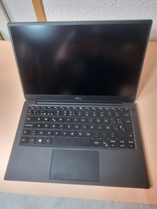 Dell XPS 13 9380 i7 16GB RAM 512GB SSD Argento