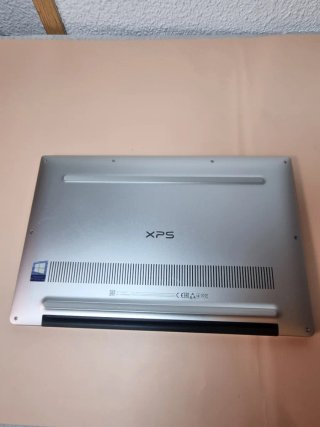 Dell XPS 13 9380 i7 16GB RAM 512GB SSD Argento