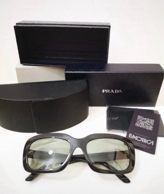 Occhiali Prada neri originali