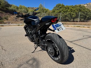 Honda CB1000R Black Edition 2025