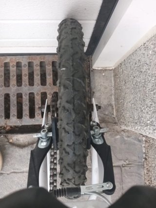 Bicicleta infantil blanca