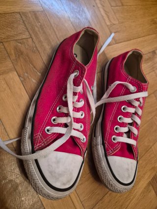Zapatillas Converse bajas rojas
