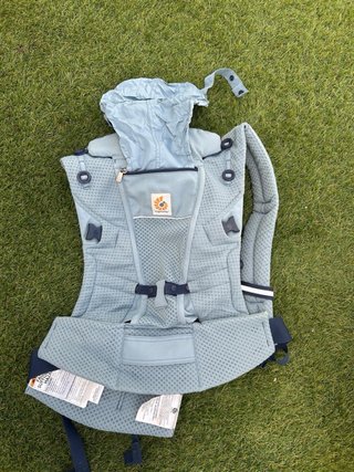 Mochila portabebés Ergobaby ergonómica azul