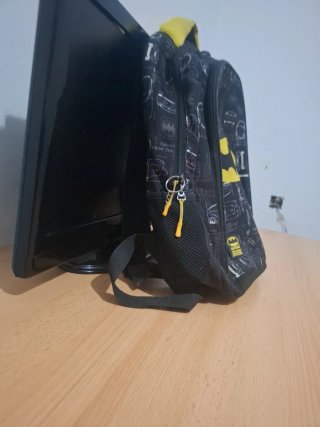 Mochila Batman Negra y Amarilla
