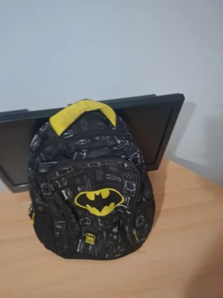 Mochila Batman Negra y Amarilla
