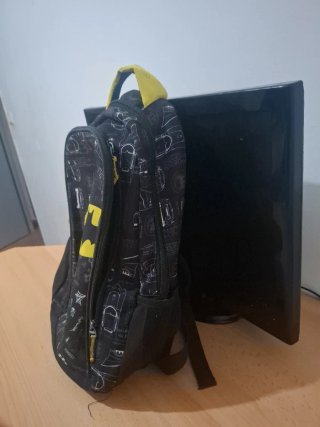 Mochila Batman Negra y Amarilla