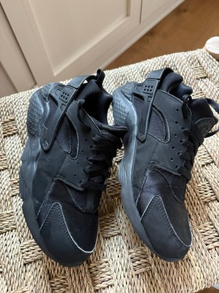 Nike Air Huarache Triple Black