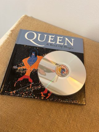 Libro + CD Queen A Kind Of Magic