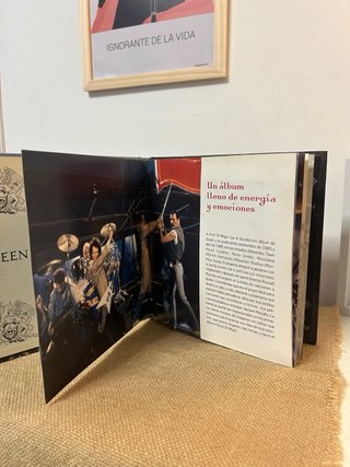 Libro + CD Queen A Kind Of Magic