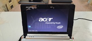 Netbook Acer Aspire One ZG5 AOA150 - Windows XP