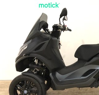 PIAGGIO MP3 300 HPE (TOP CASE)