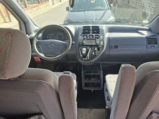 Mercedes-Benz Vito 2009