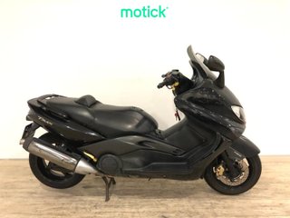 YAMAHA TMAX 500