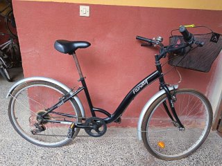 Lote bicicletas. Distintas bicis diferentes estilo