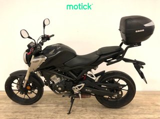HONDA CB 125 R (TOP CASE)