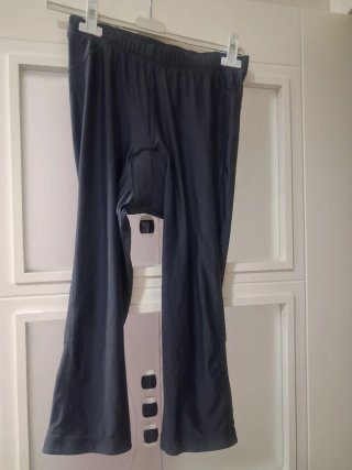 Pantalón ciclista mujer gris marengo Talla M.