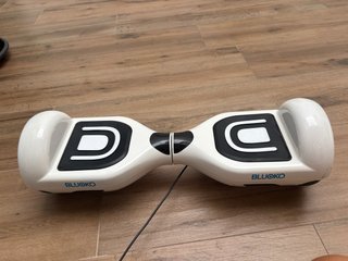Hoverboard Blanco Bluoko