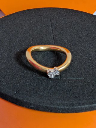 Anillo Tous Oro con Diamantes.