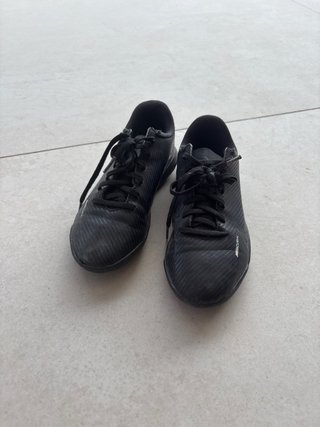 Nike Mercurial Negras - botas de futbol - Talla 34