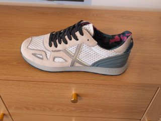 Zapatillas Munich SOLO PERSONAS CON UN PIE !!!