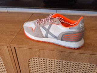 Zapatillas Munich SOLO PERSONAS CON UN PIE !!!