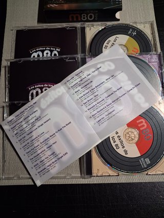 CD M80 Radio: Éxitos 70s, 80s y 90s