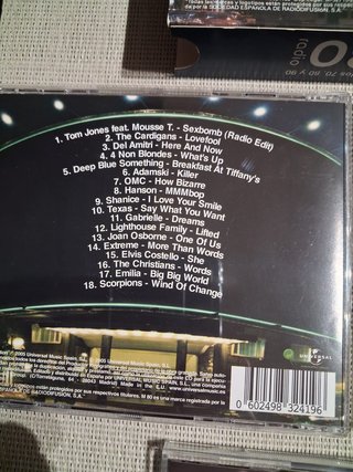 CD M80 Radio: Éxitos 70s, 80s y 90s